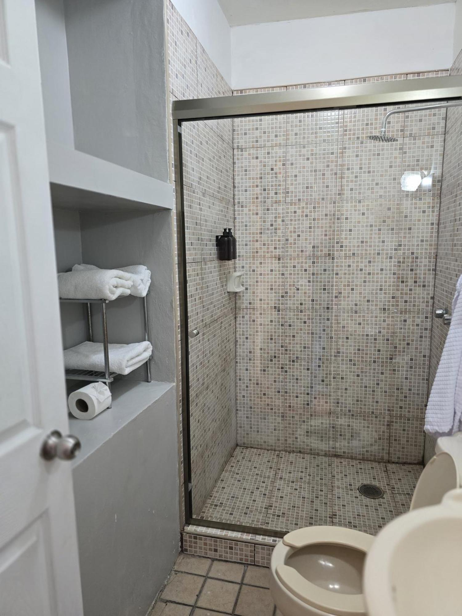 Hotel Boutique El Viejo Mundo هيدالجو ديل بارال المظهر الخارجي الصورة
